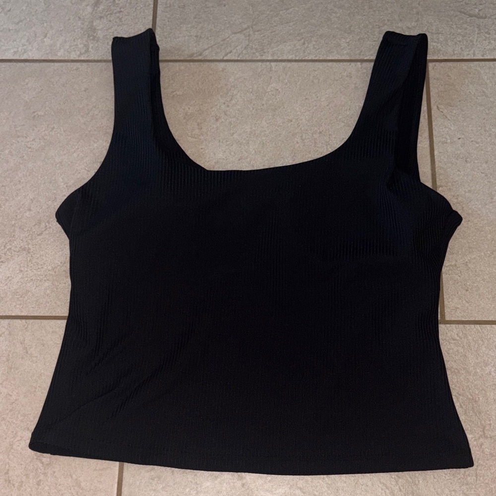 FABLETICS Oasis Rib Twist Built-In Bra Tank
